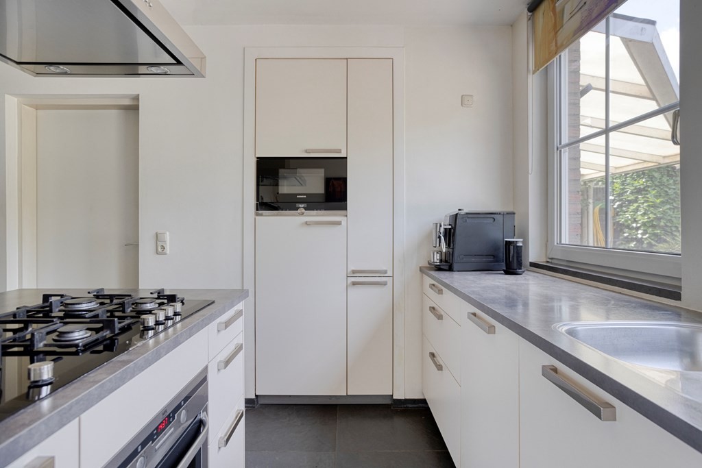 Hoekwoning te koop: Rector Hendrixstraat 27, Maasbracht