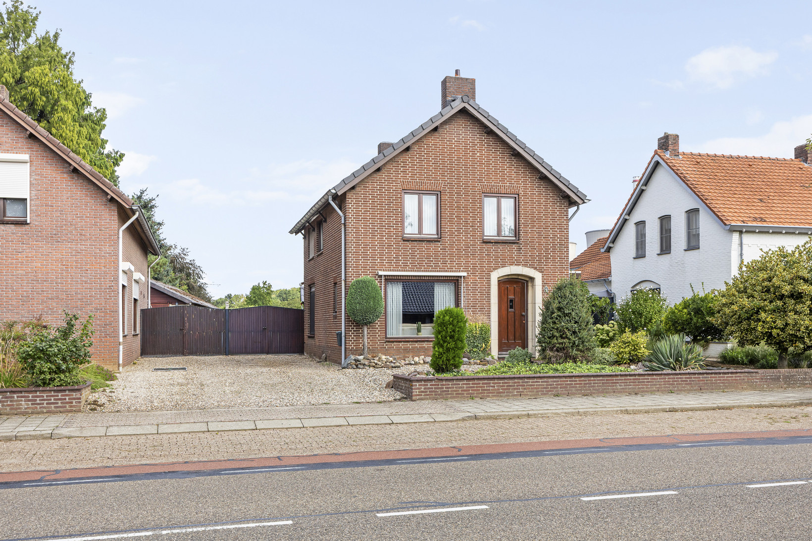 Twee-onder-één-kap te koop: Kempweg 5, Maasbracht