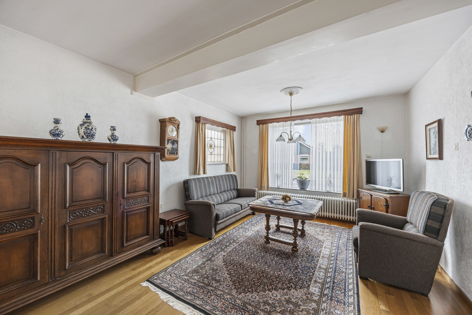 Vrijstaande woning te koop: Steenakkerstraat 15, Maasbracht