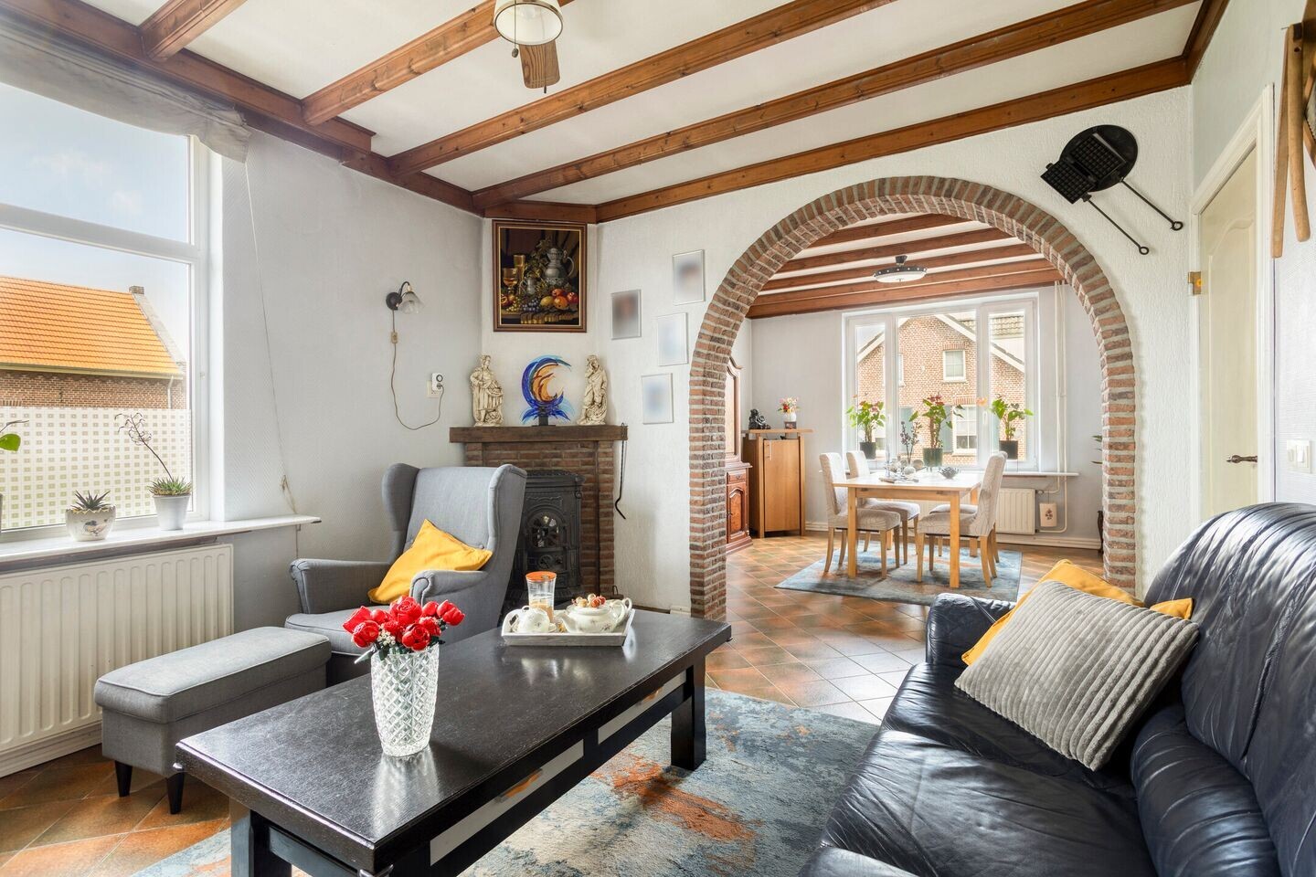 Vrijstaande woning te koop: Stationsweg 26, Maasbracht