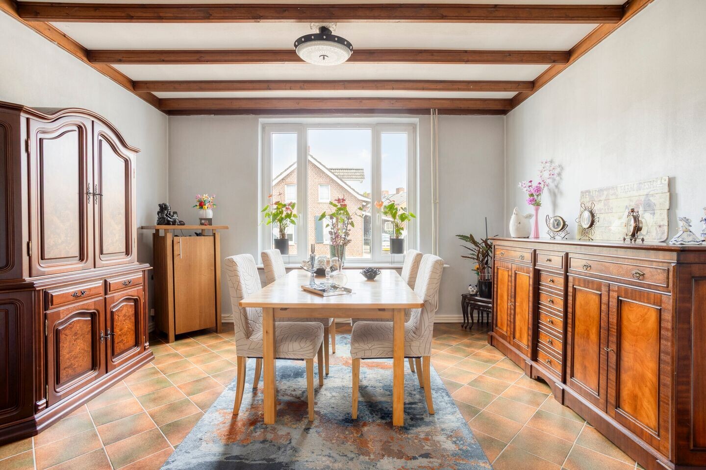 Vrijstaande woning te koop: Stationsweg 26, Maasbracht