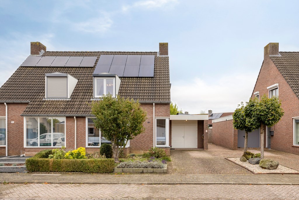 Twee-onder-één-kap te koop: Boegstraat 61, Maasbracht