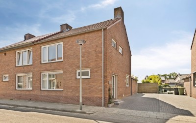 Dr. Poelsstraat 3