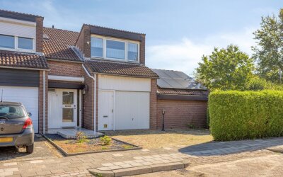 Huis te koop Esdoornlaan 2