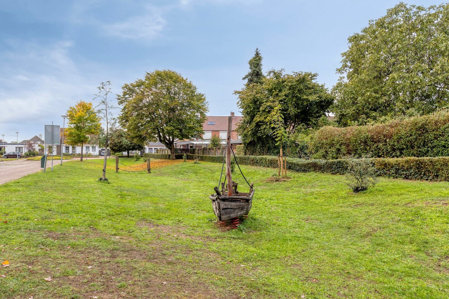 Twee-onder-één-kap te koop: Emmastraat 4, Linne