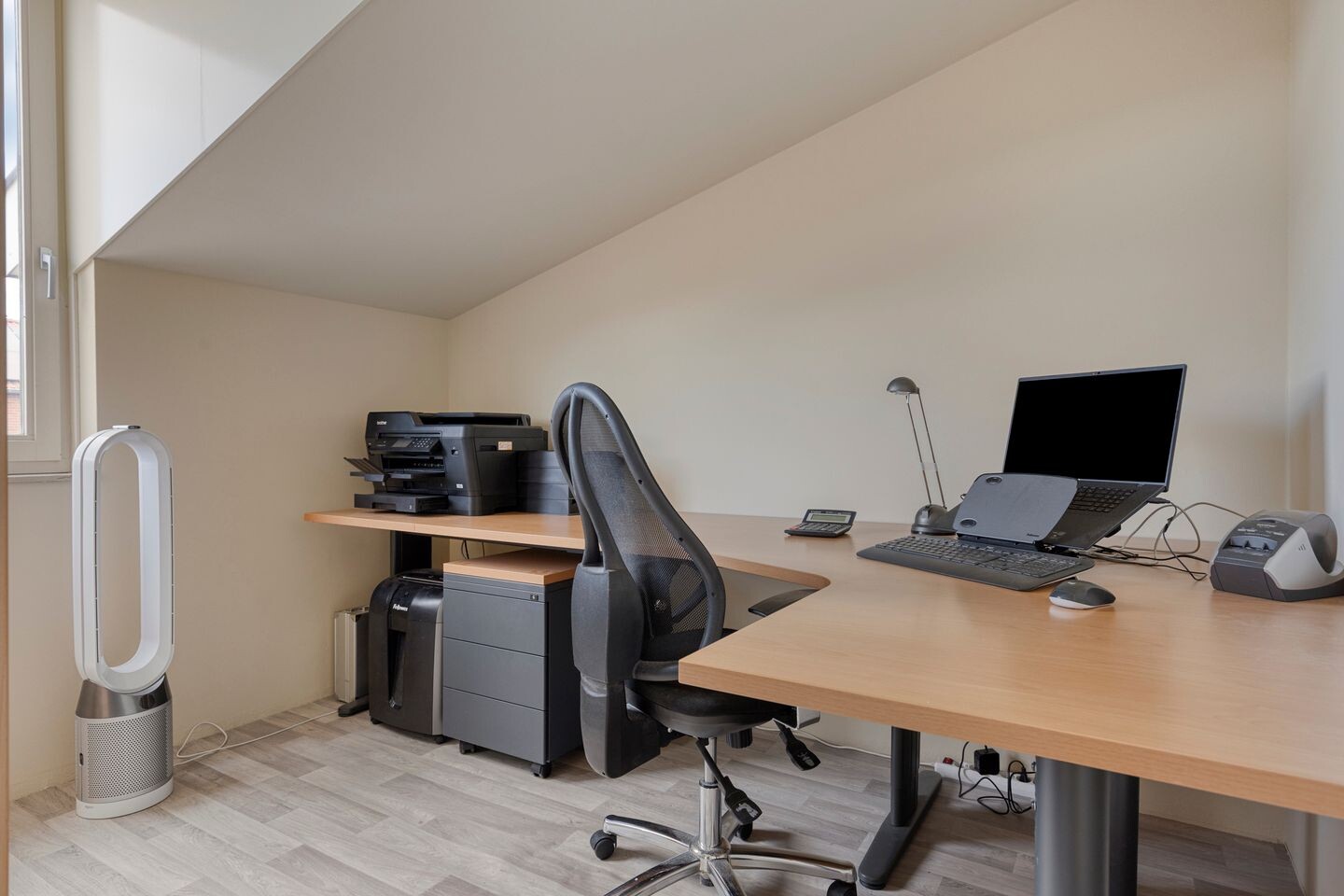 Twee-onder-één-kap te koop: Emmastraat 4, Linne