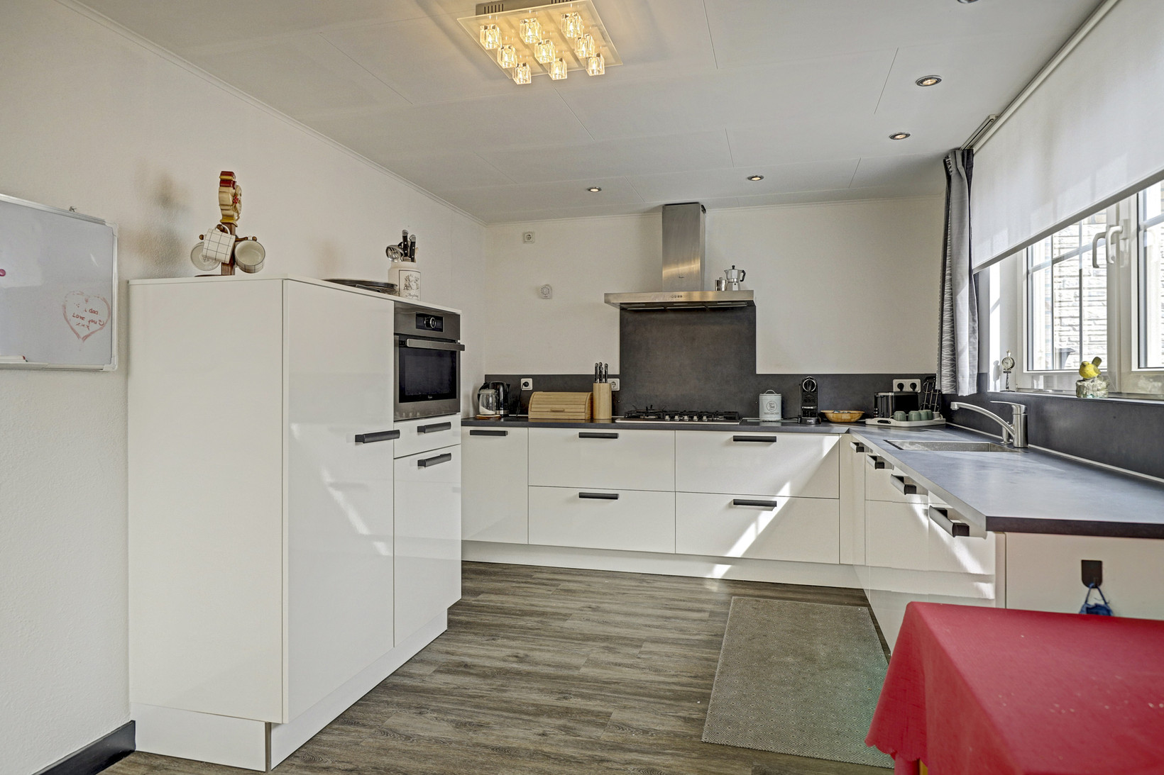 Tussenwoning te koop: Parklaan 16, Melick
