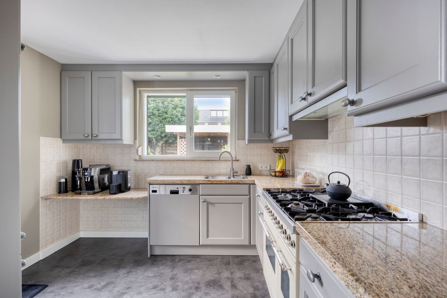Vrijstaande woning te koop: Théodore Schaepkensstraat 1, Herkenbosch