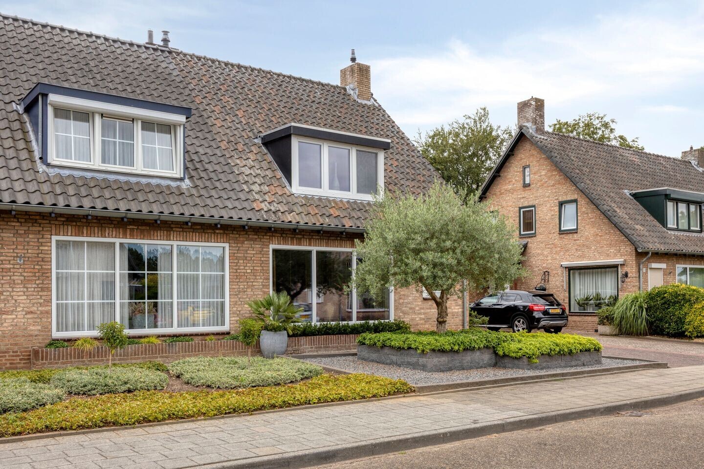 Twee-onder-één-kap te koop: Leeuwerikstraat 12, Herkenbosch