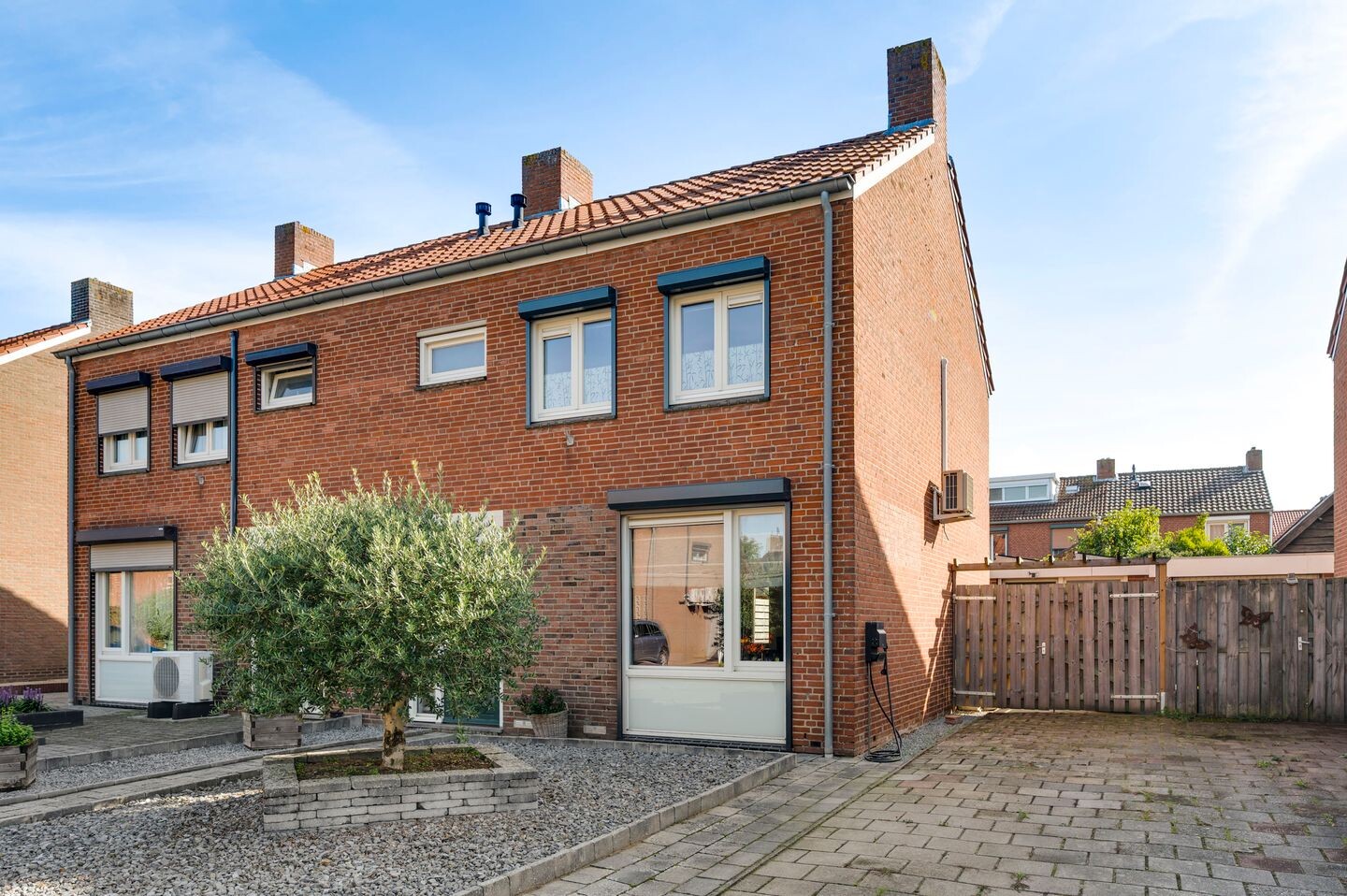 Twee-onder-één-kap te koop: Bergweg 31, Sint Odiliënberg