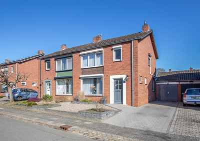 van Loonstraat 14