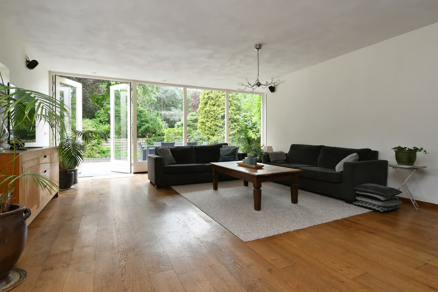 Vrijstaande woning te koop: 't Laar 1, Haelen