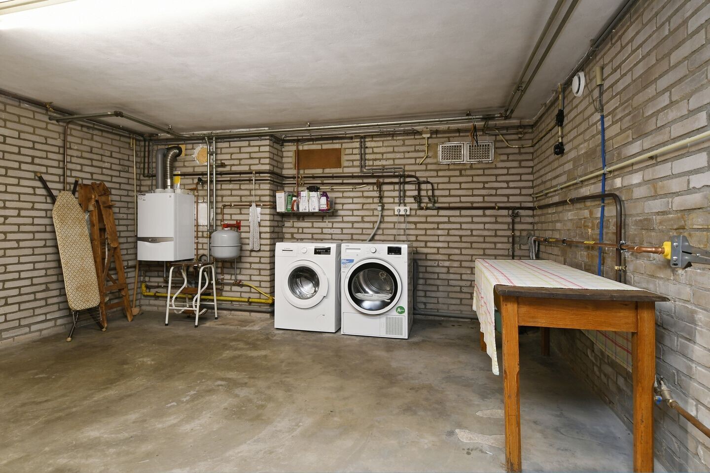 Vrijstaande woning te koop: 't Laar 1, Haelen
