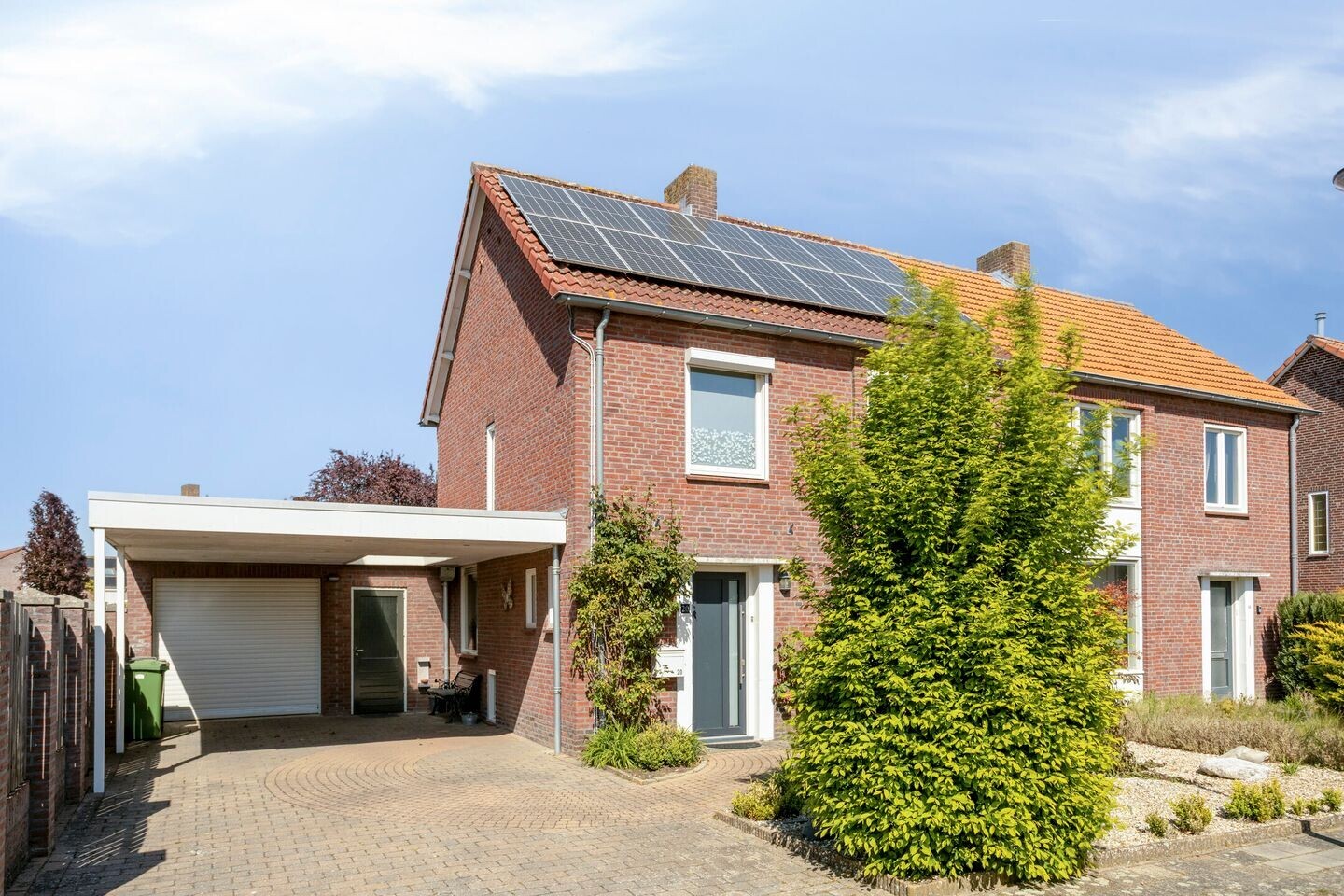 Hoekwoning te koop: Professor Gelissenstraat 20, Haelen