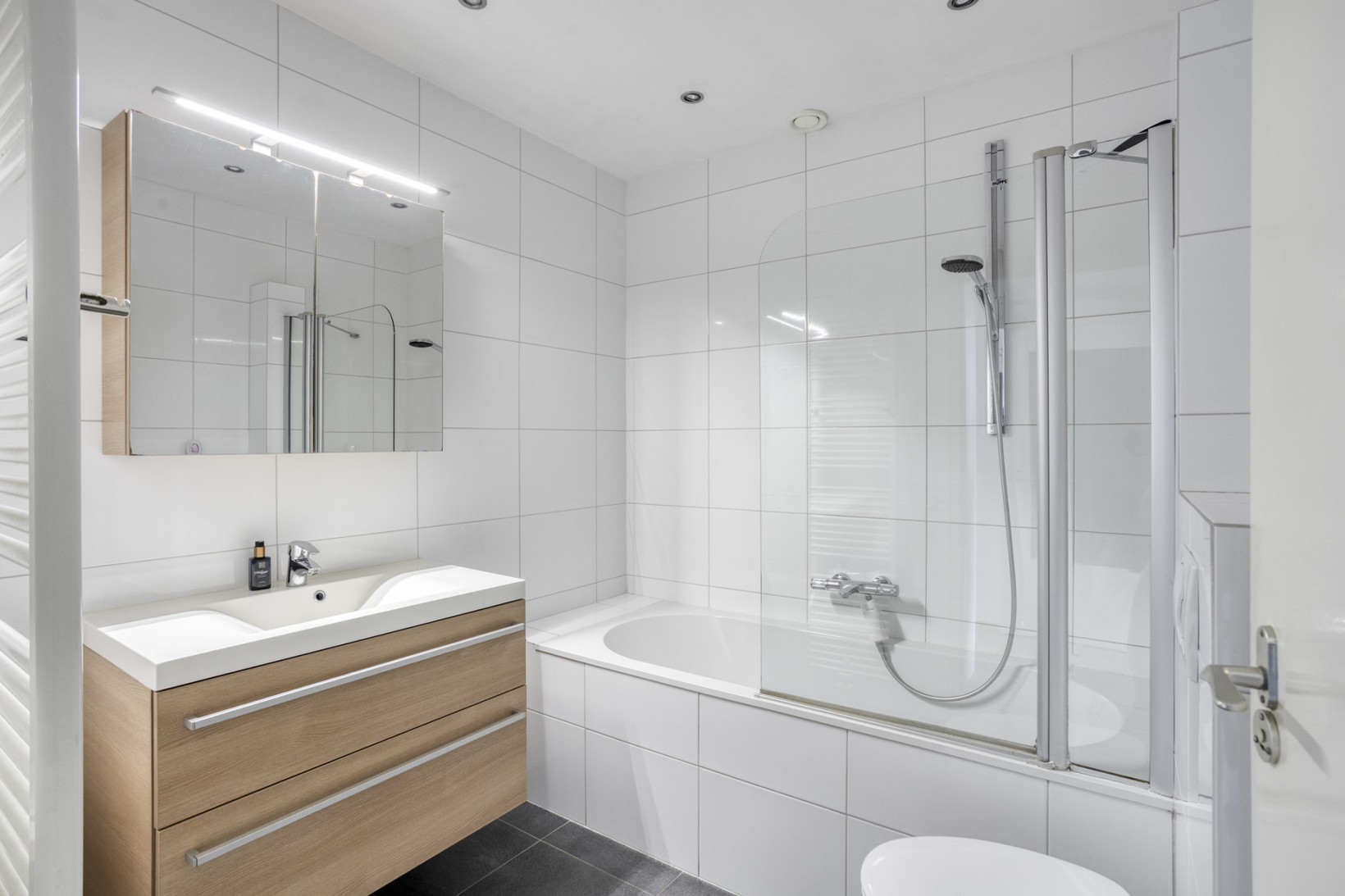 Tussenwoning te koop: Vinkenstraat 34, Heythuysen
