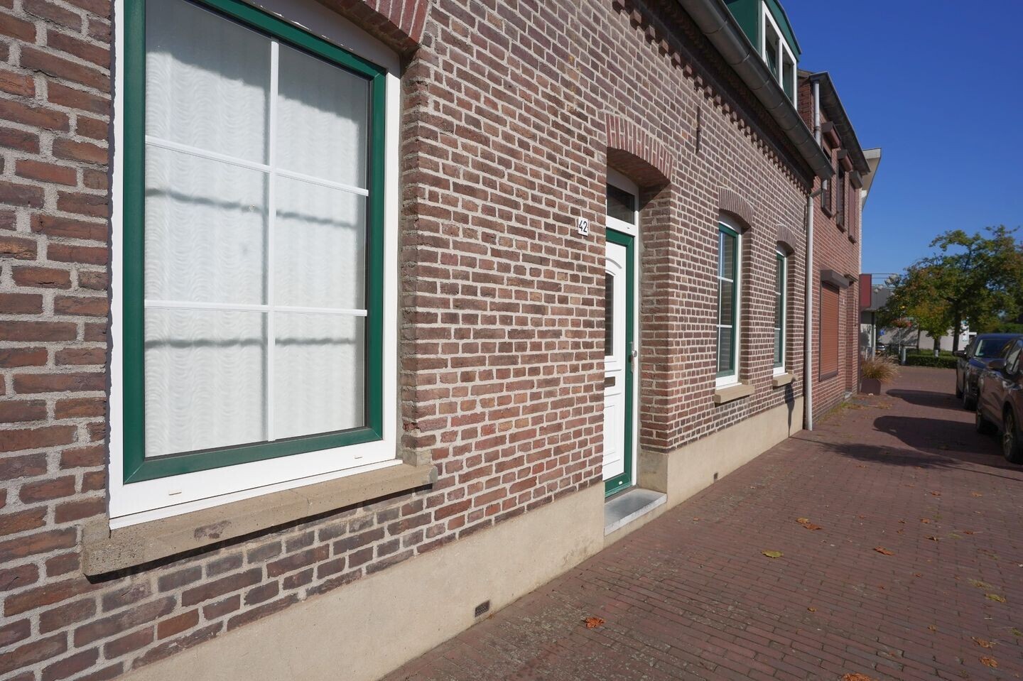 Tussenwoning te koop: Dorpsstraat 42, Heel