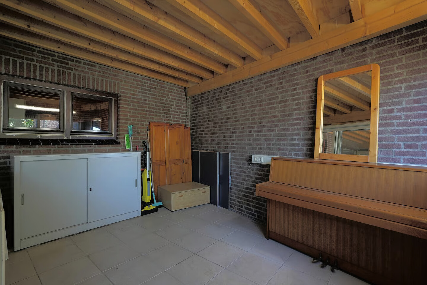 Tussenwoning te koop: Dorpsstraat 42, Heel