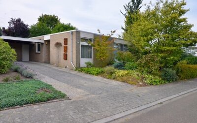 dokter E.Verstraelenstraat 12