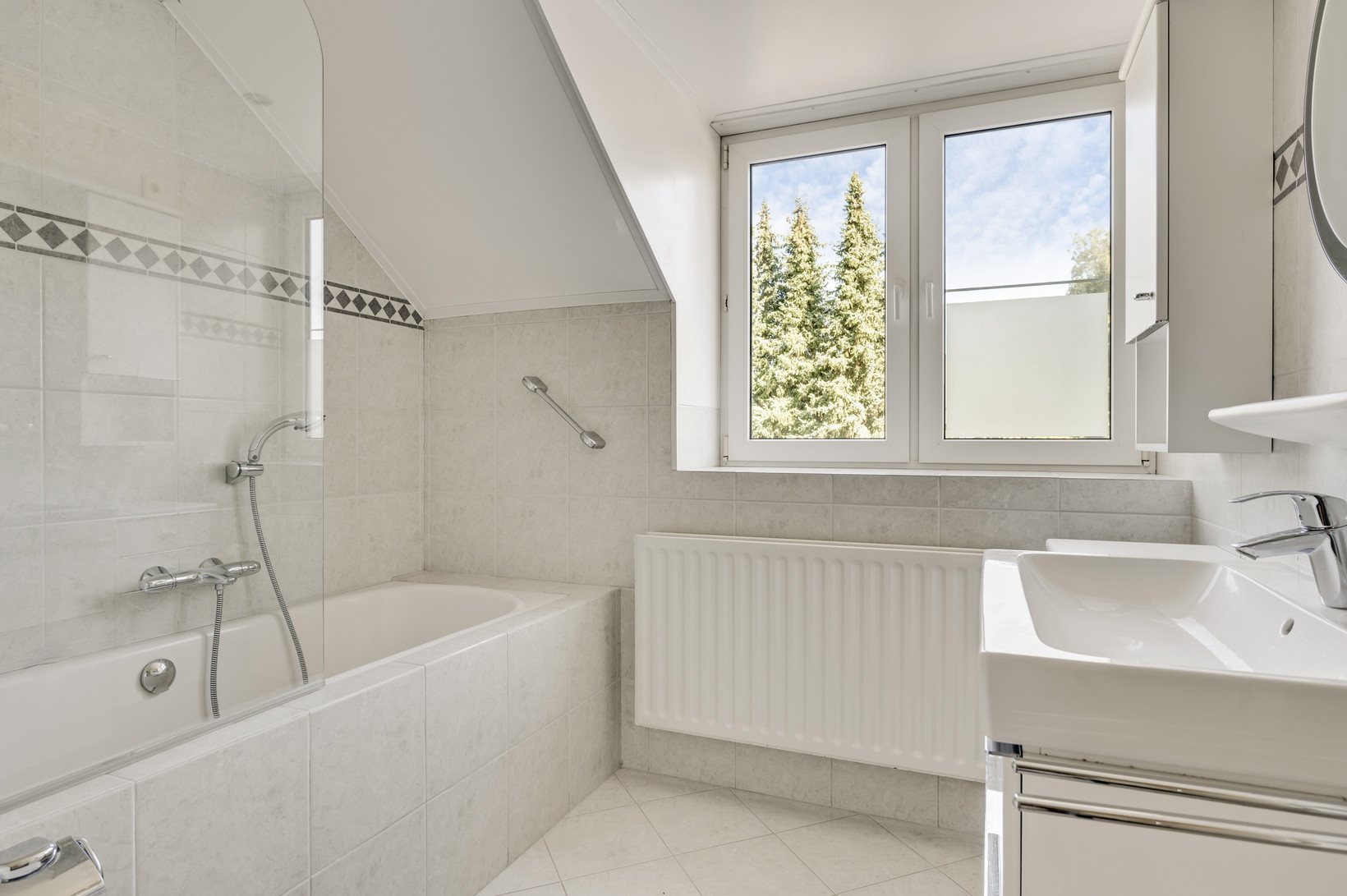 Hoekwoning te koop: Genoenhoflaan 57, Heel