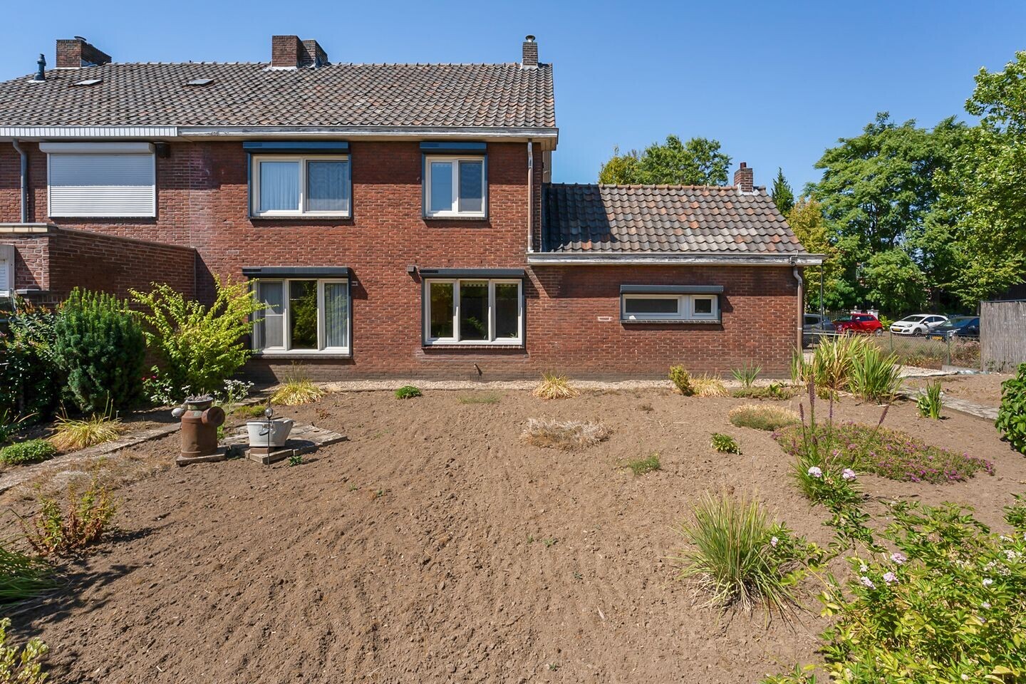 Twee-onder-één-kap te koop: Marktstraat 2, Echt