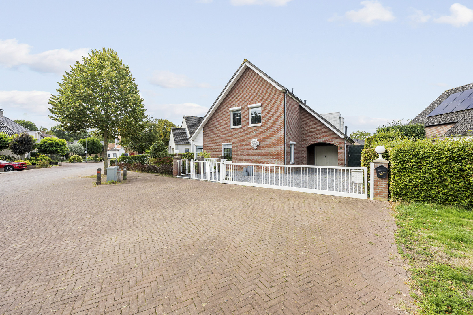 Vrijstaande woning te koop: Spoorstraat 2, Echt