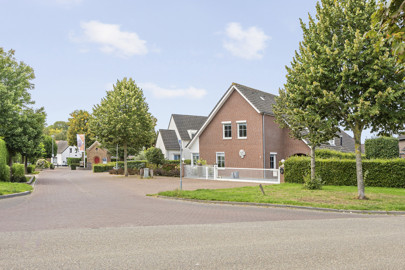 Vrijstaande woning te koop: Spoorstraat 2, Echt