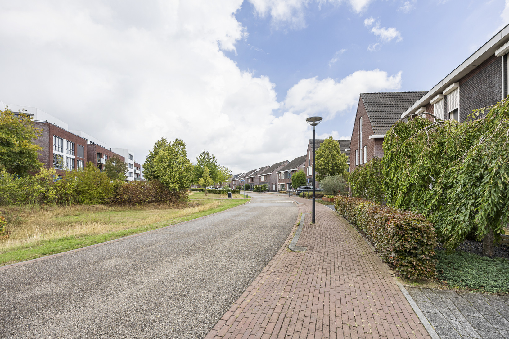 Tussenwoning te koop: Thaalweg Oost 28, Echt