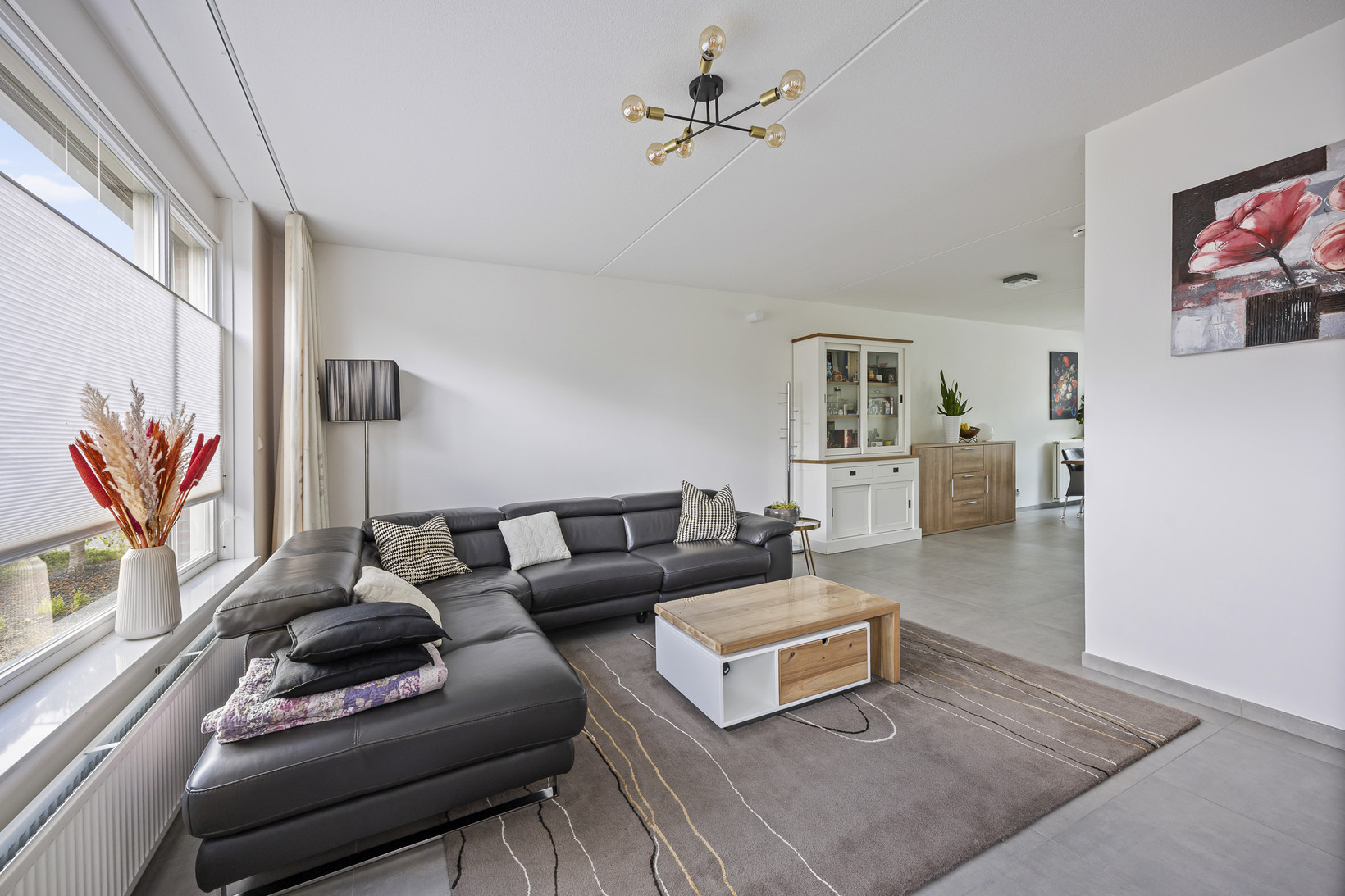 Tussenwoning te koop: Thaalweg Oost 28, Echt