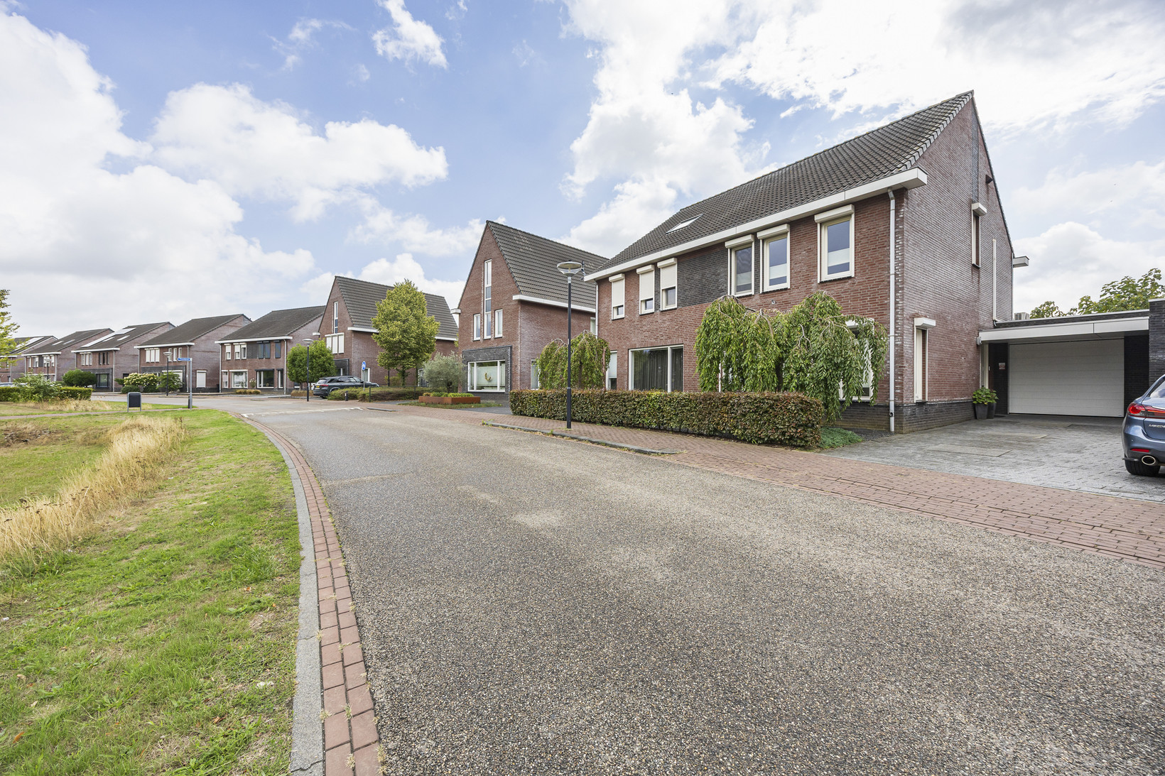 Tussenwoning te koop: Thaalweg Oost 28, Echt