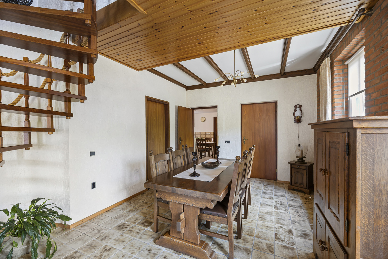 Vrijstaande woning te koop: Brugweg 13, Echt