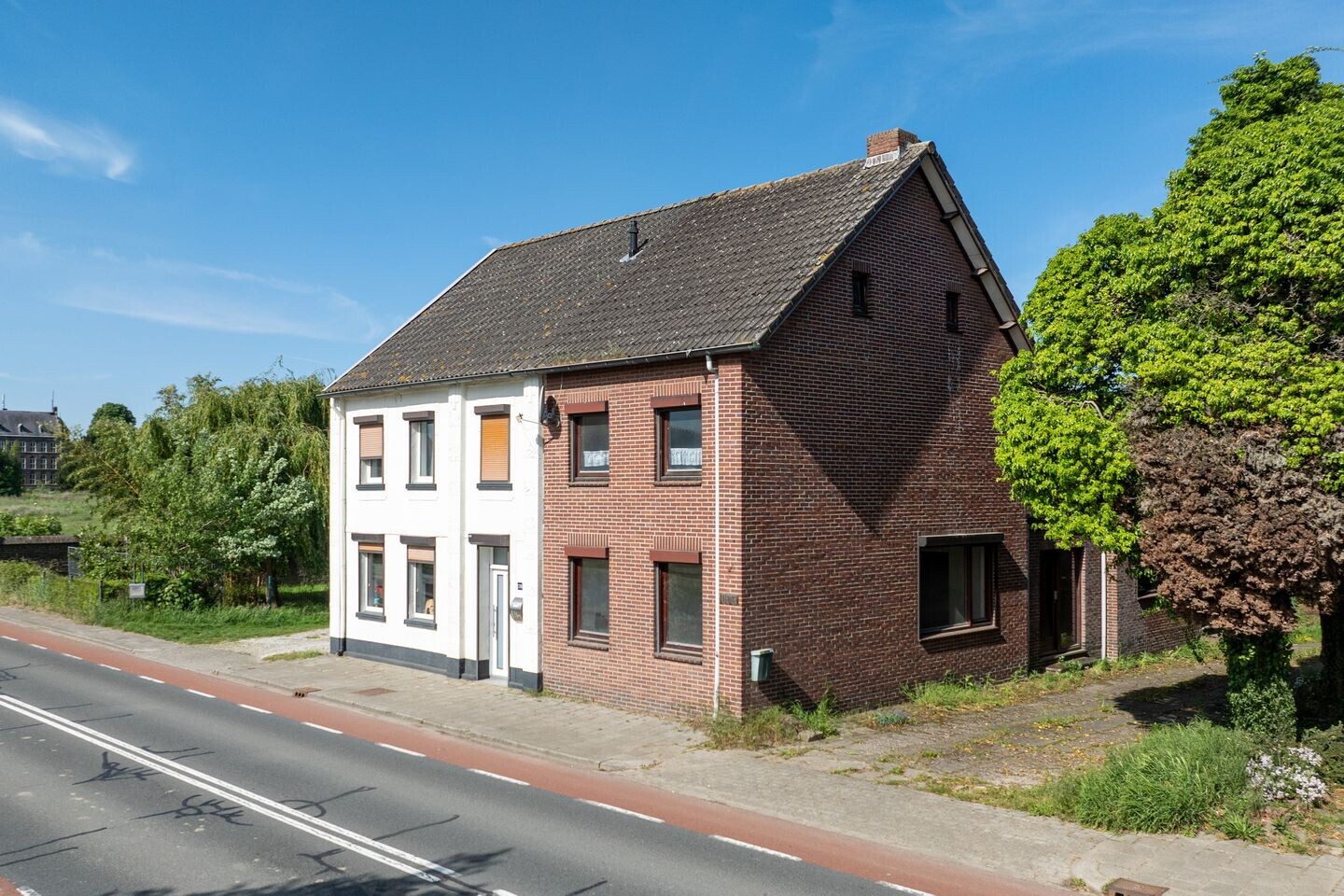 Twee-onder-één-kap te koop: Prinsenbaan 114, Koningsbosch
