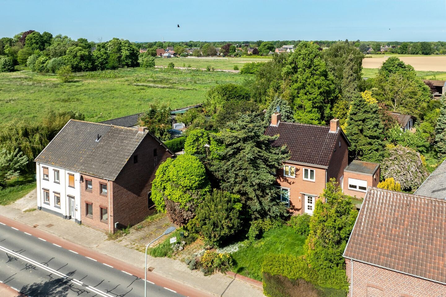 Twee-onder-één-kap te koop: Prinsenbaan 114, Koningsbosch