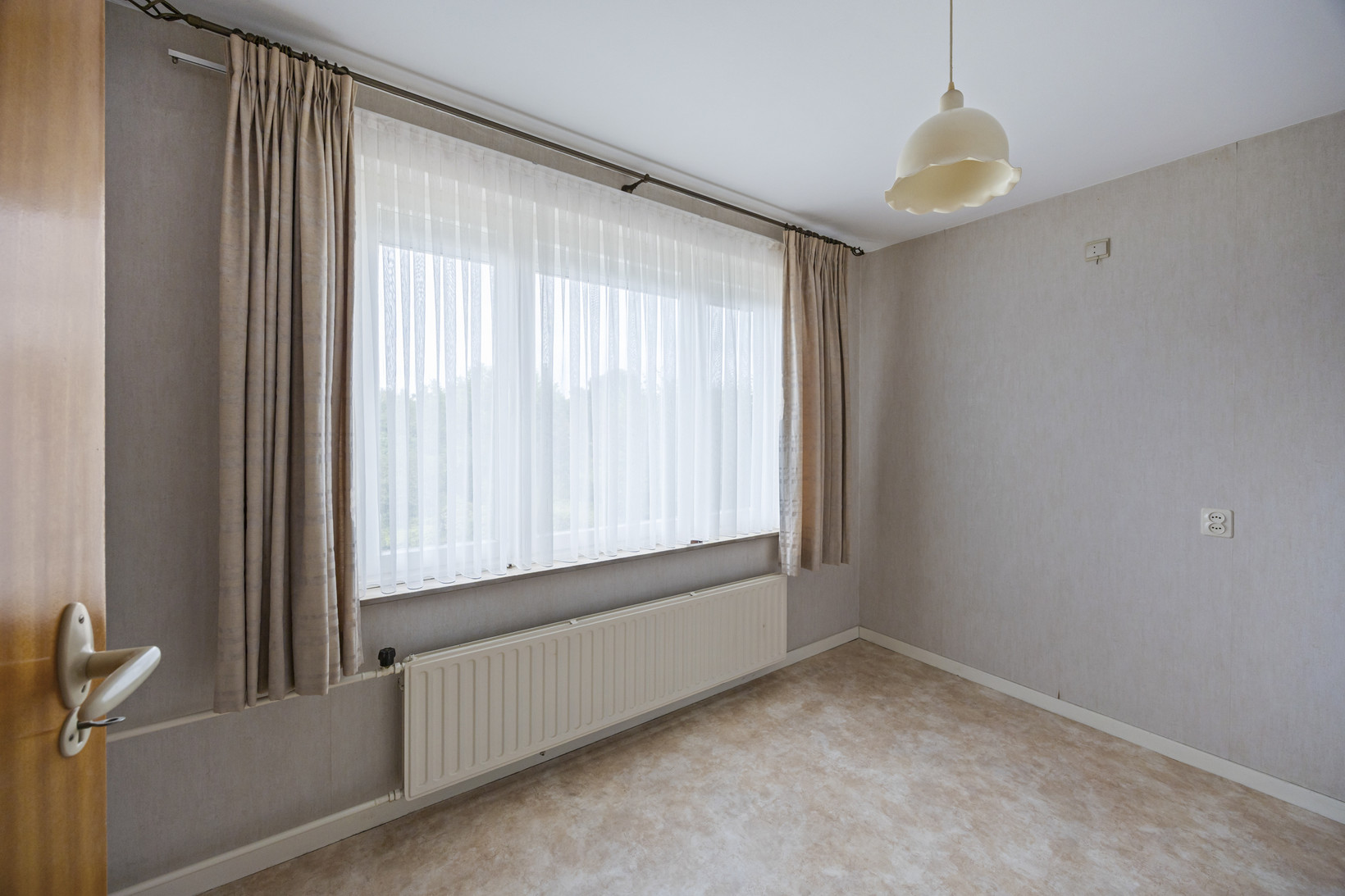 Twee-onder-één-kap te koop: Muncadostraat 2, Stevensweert