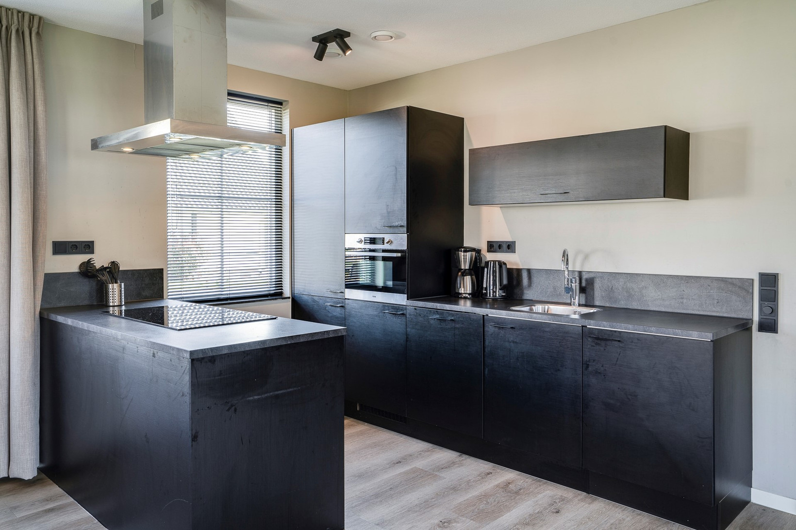 Vrijstaande woning te koop: Hommelweg 2R832, Susteren