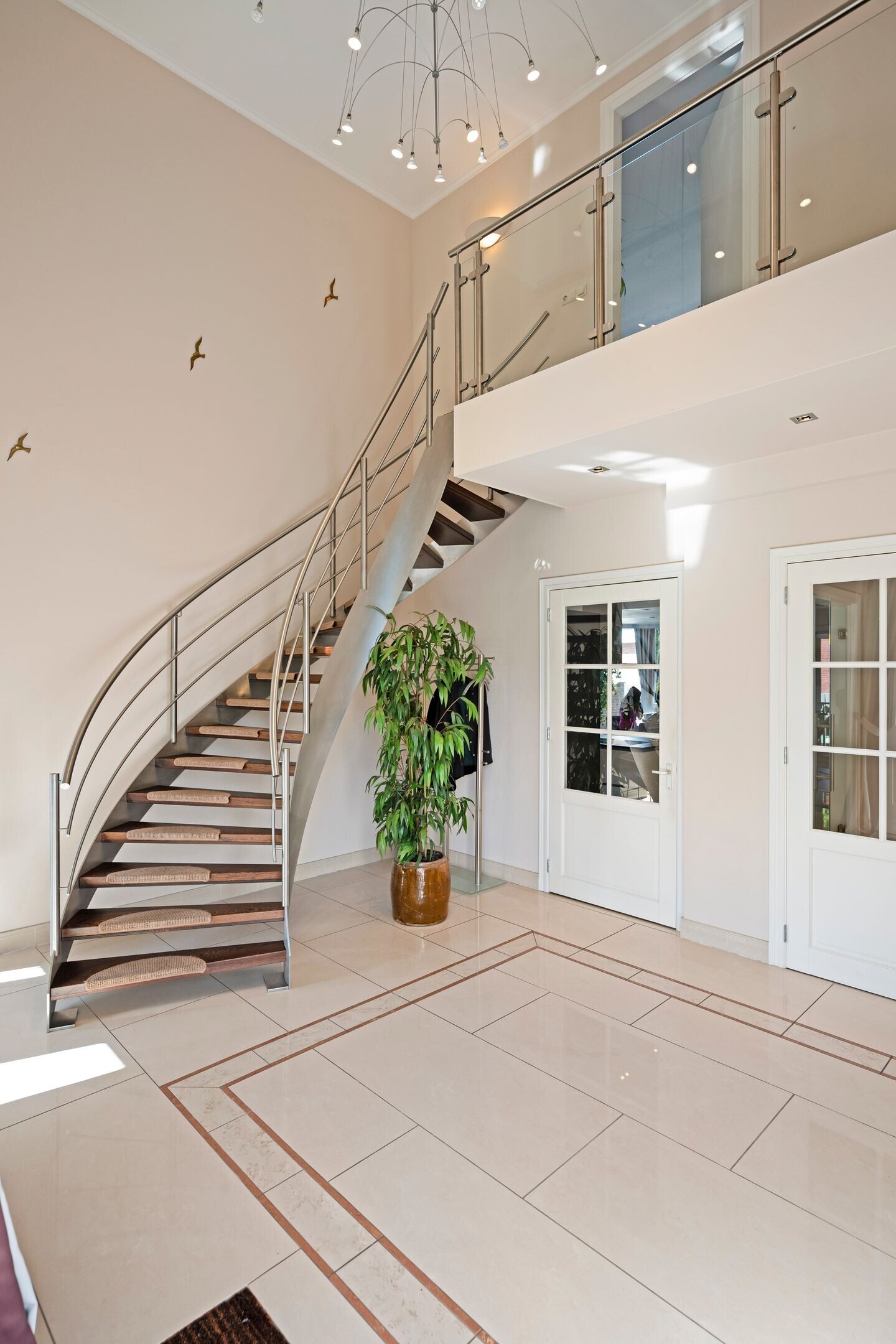 Vrijstaande woning te koop: Gouverneur Houbenstraat 51, Nieuwstadt