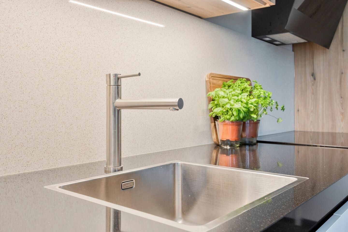 Vrijstaande woning te koop: Gaarstraat 62, Born