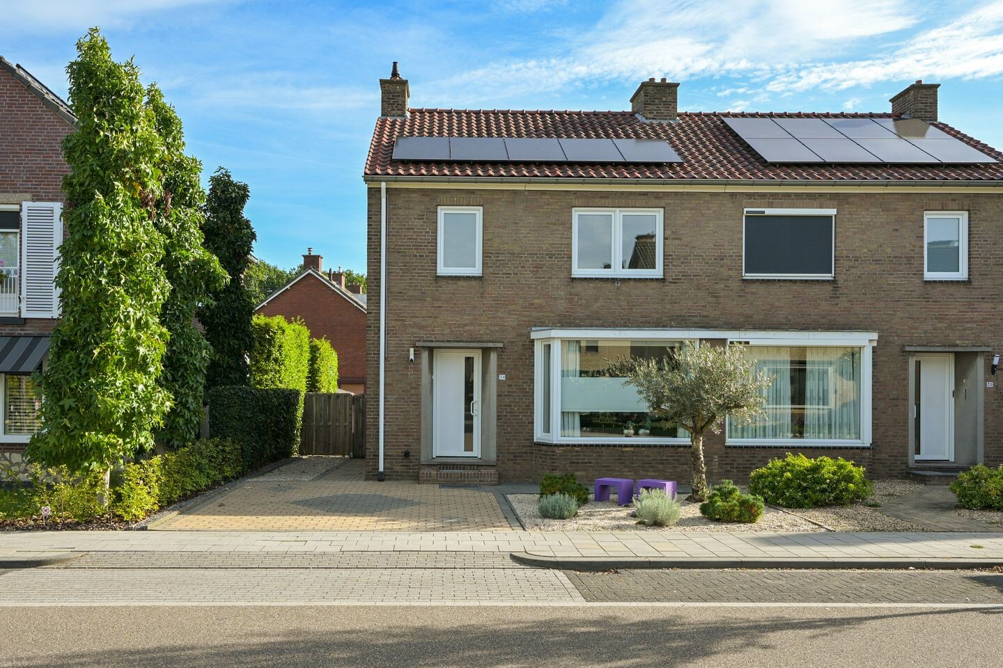 Twee-onder-één-kap te koop: Kapelweg 34, Born