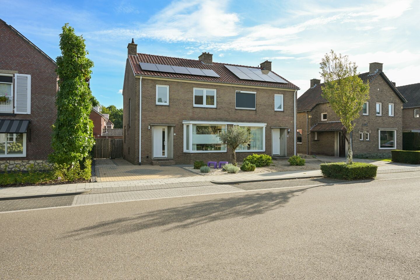 Twee-onder-één-kap te koop: Kapelweg 34, Born