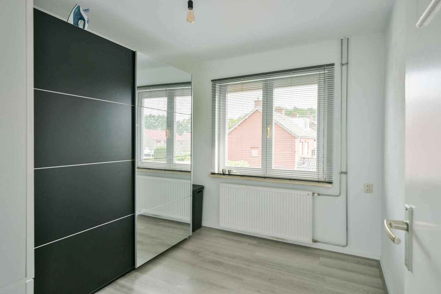 Twee-onder-één-kap te koop: Kapelweg 34, Born