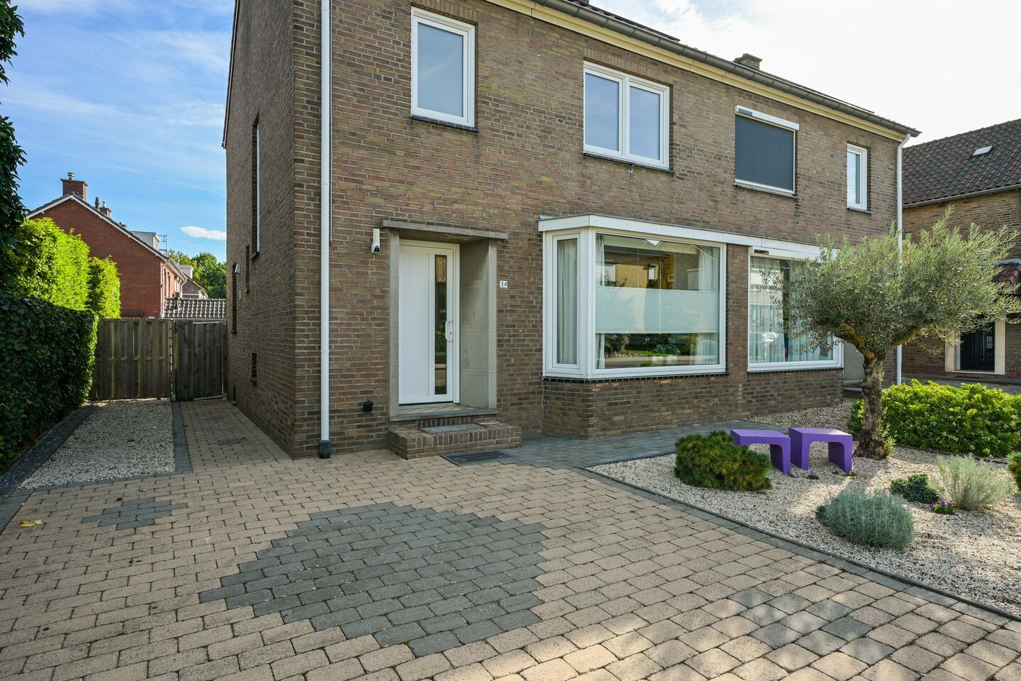 Twee-onder-één-kap te koop: Kapelweg 34, Born