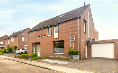 Karensstraat 30