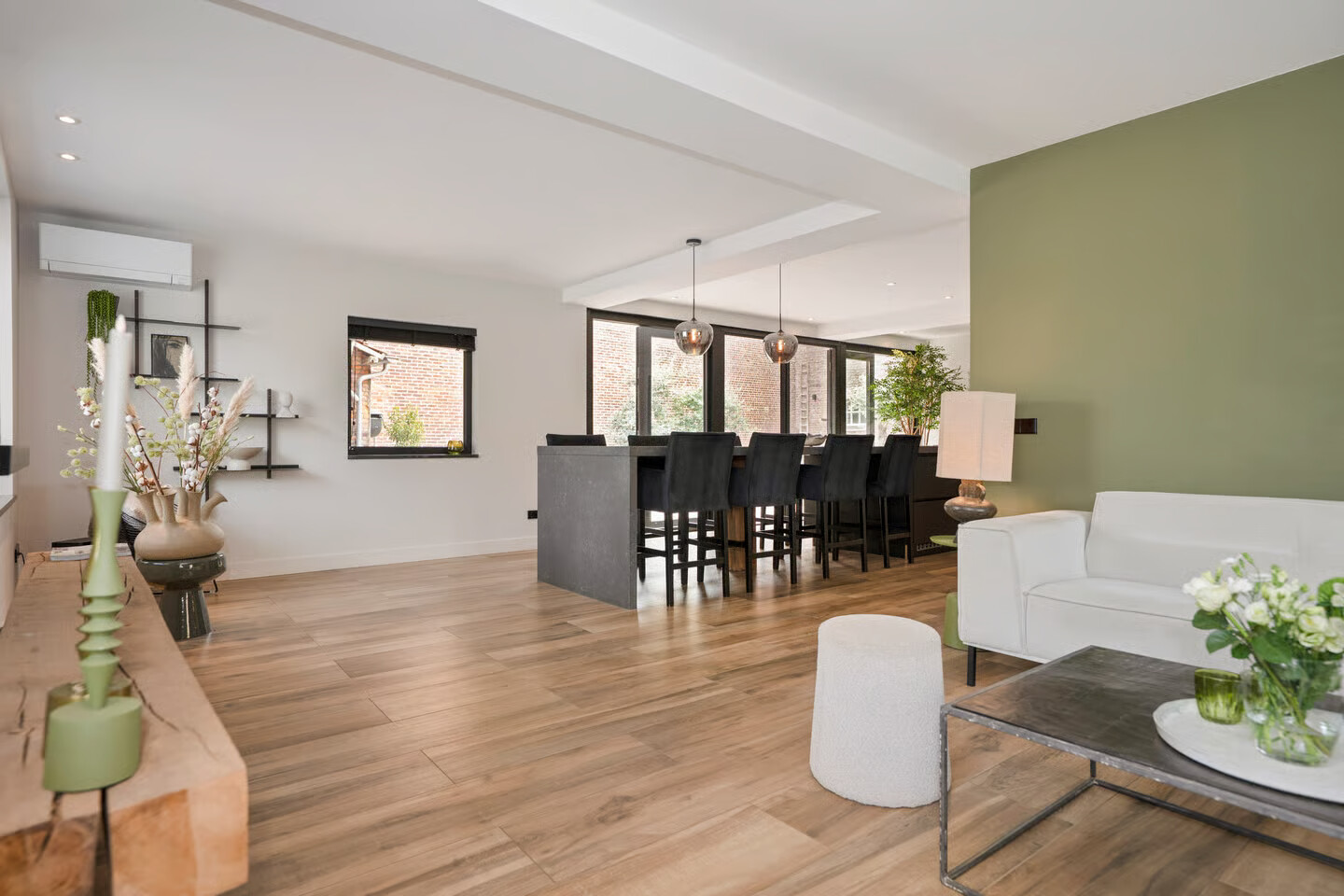 Vrijstaande woning te koop: Dorpstraat 42, Buchten