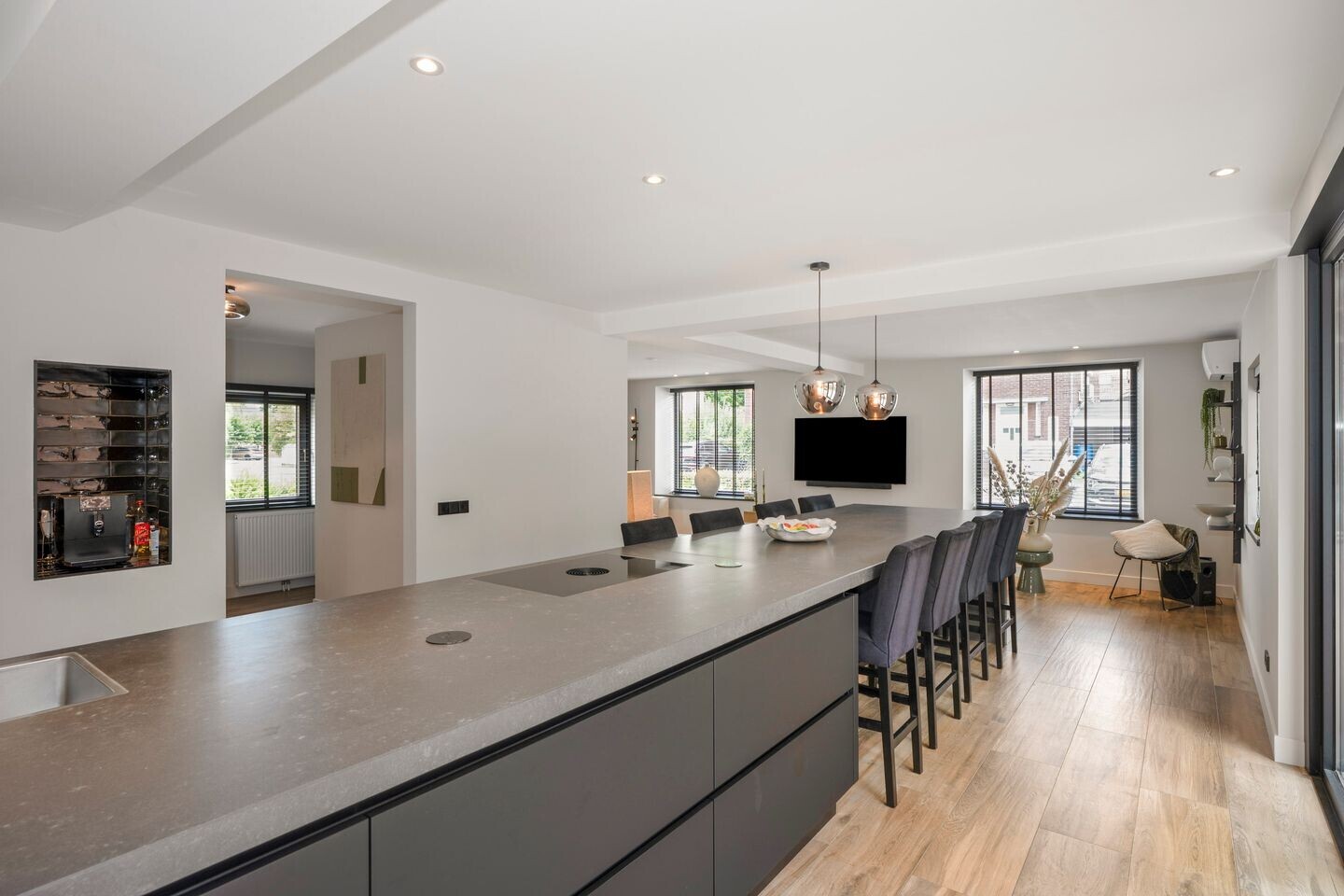 Vrijstaande woning te koop: Dorpstraat 42, Buchten