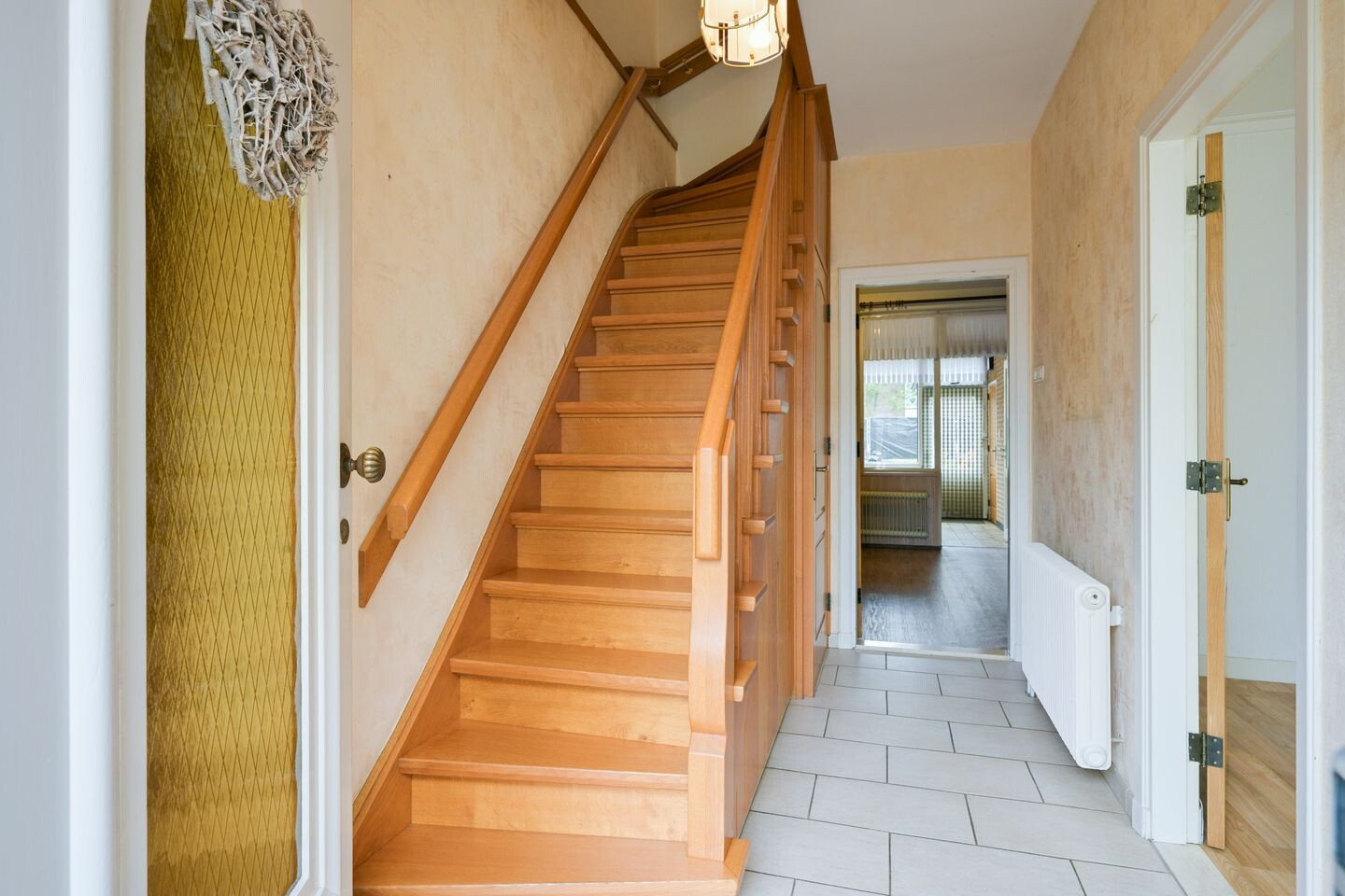 Twee-onder-één-kap te koop: Dorpstraat 51, Buchten