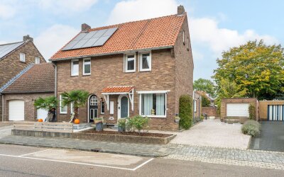 Dorpstraat 93