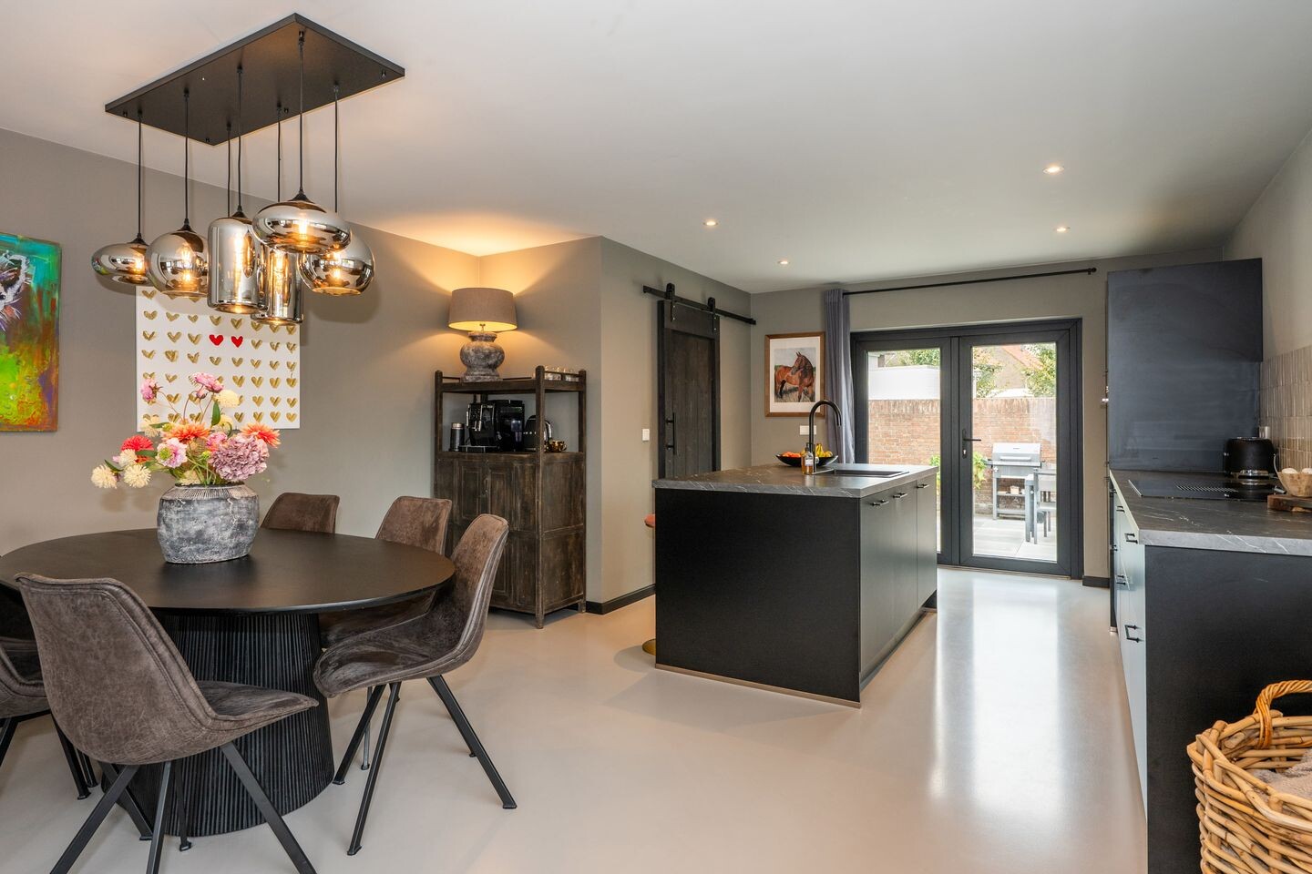 Twee-onder-één-kap te koop: Dorpstraat 93, Buchten