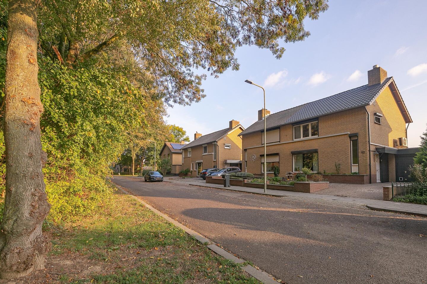Hoekwoning te koop: Maaseikerweg 16, Holtum