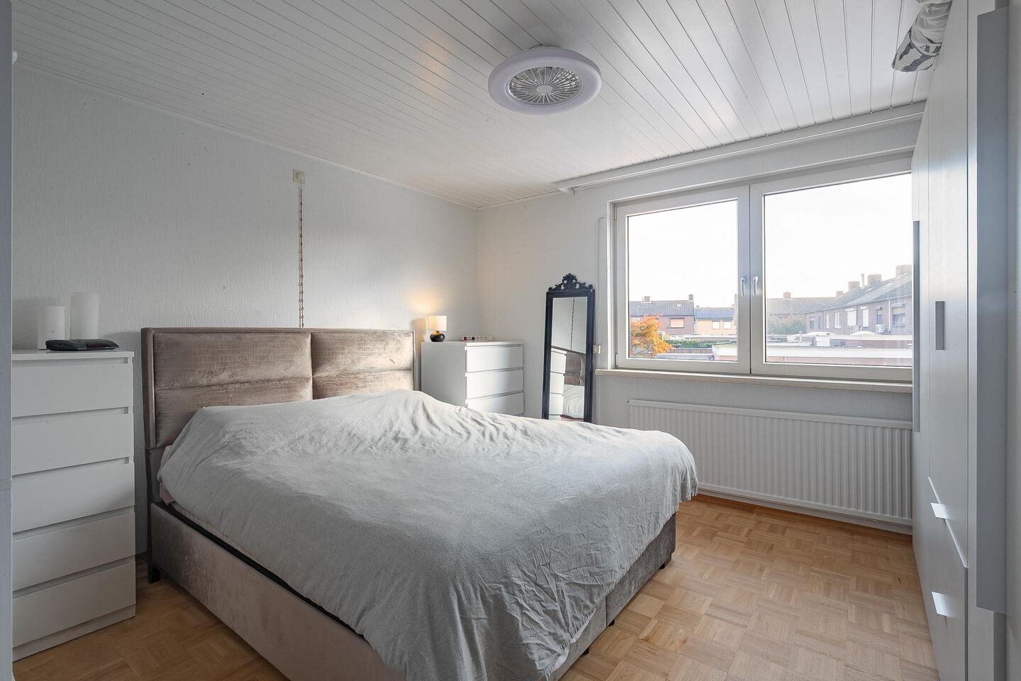 Hoekwoning te koop: Maaseikerweg 16, Holtum