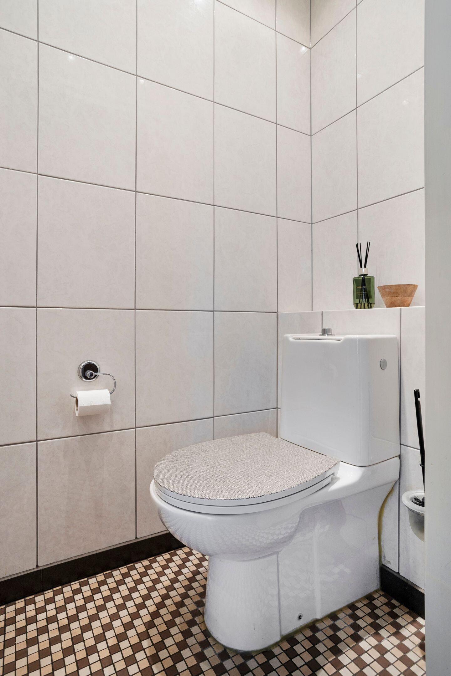 Hoekwoning te koop: Pastoor Meullenersplein 2, Obbicht
