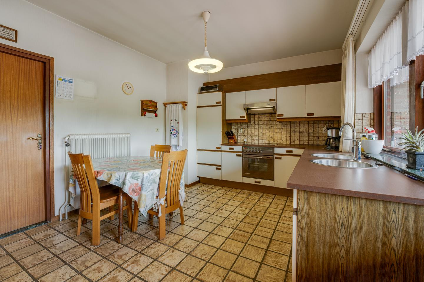 Vrijstaande woning te koop: Kuppelkovenderstraat 75, Grevenbicht